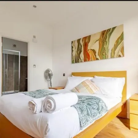 Bethel Suite Canning Town - Free Parking